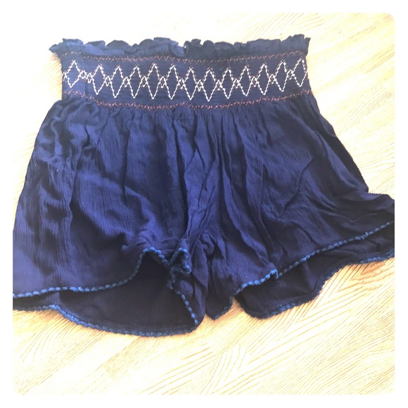 PacSun Pants - Flowy boho shorts